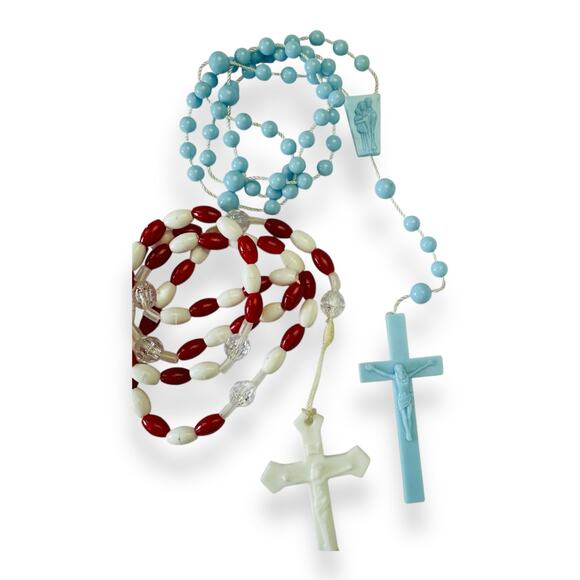 Rosary Lot  Vintage Plastic Prayer Beads  Religious Collectible Crucifix Set - Picture 5 of 6